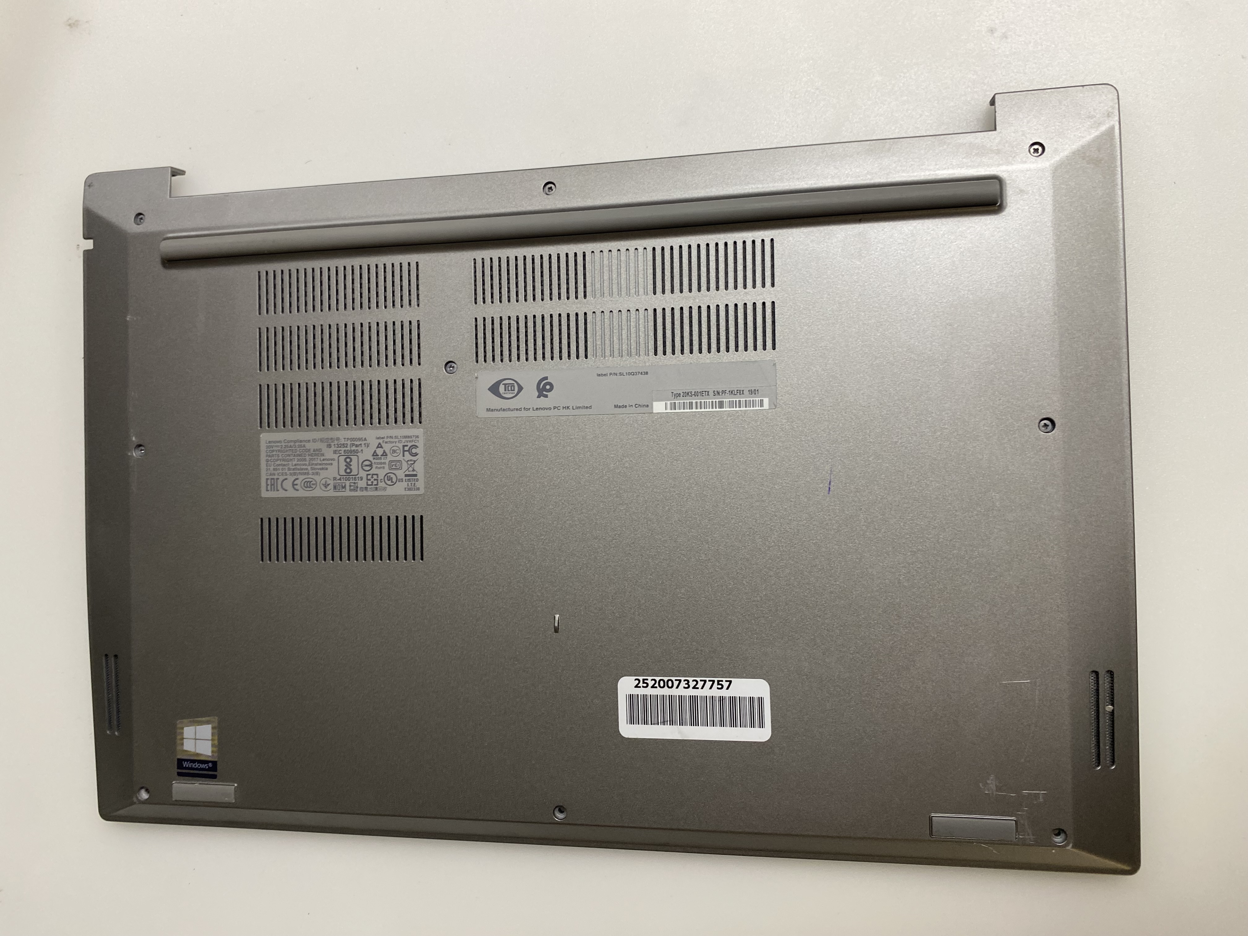 ORJİNAL LENOVO THİNKPAD E580 ALT KASA E580 ALT KASA