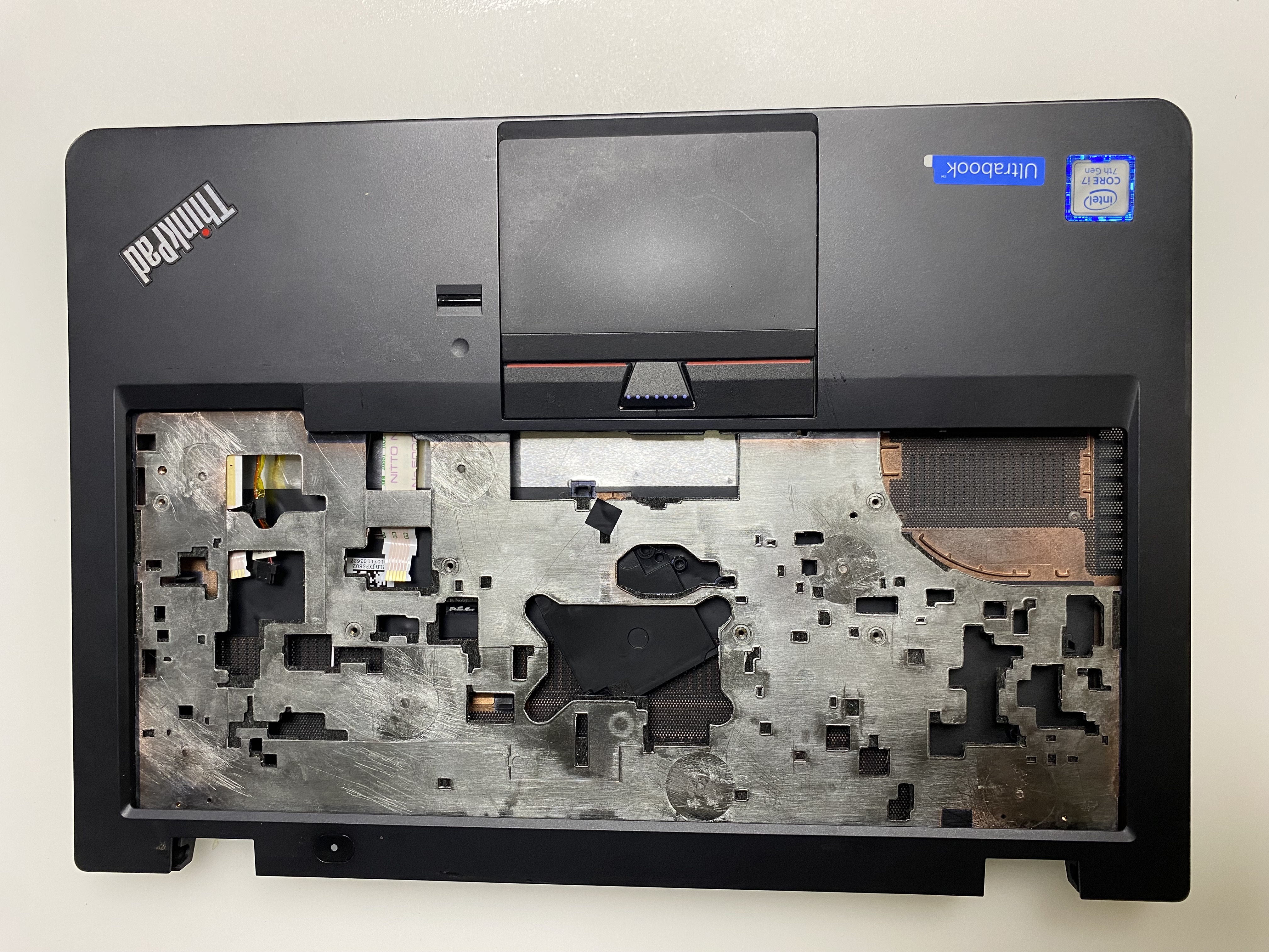 ORJİNAL LENOVO THİNKPAD 13 ÜST KASA 13 ÜST KASA