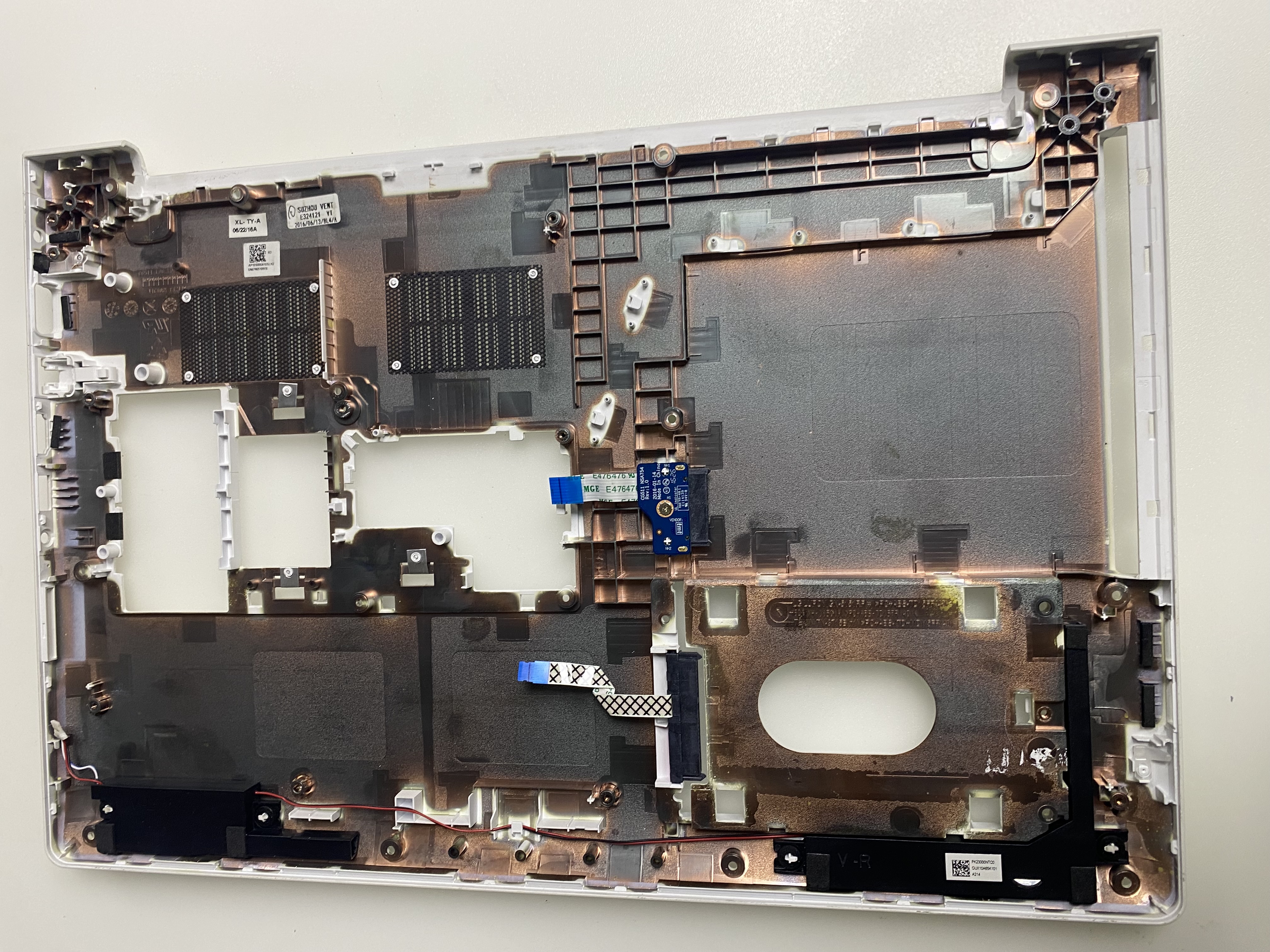 ORİJİNAL LENOVO 510-15 IKB ALT KASA 510-15 IKB ALT KASA