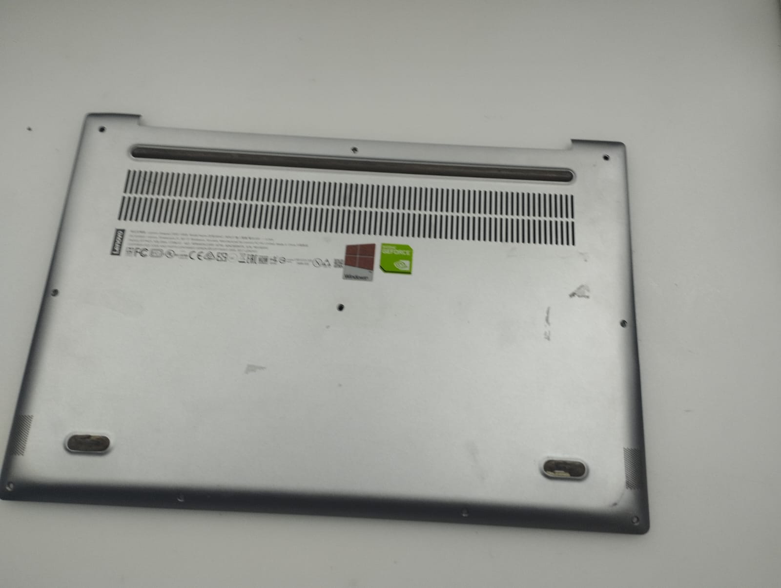 ORİJİNAL LENOVO İDEAPAD 720-14IKB ALT KASA 720-14IKB ALT KASA