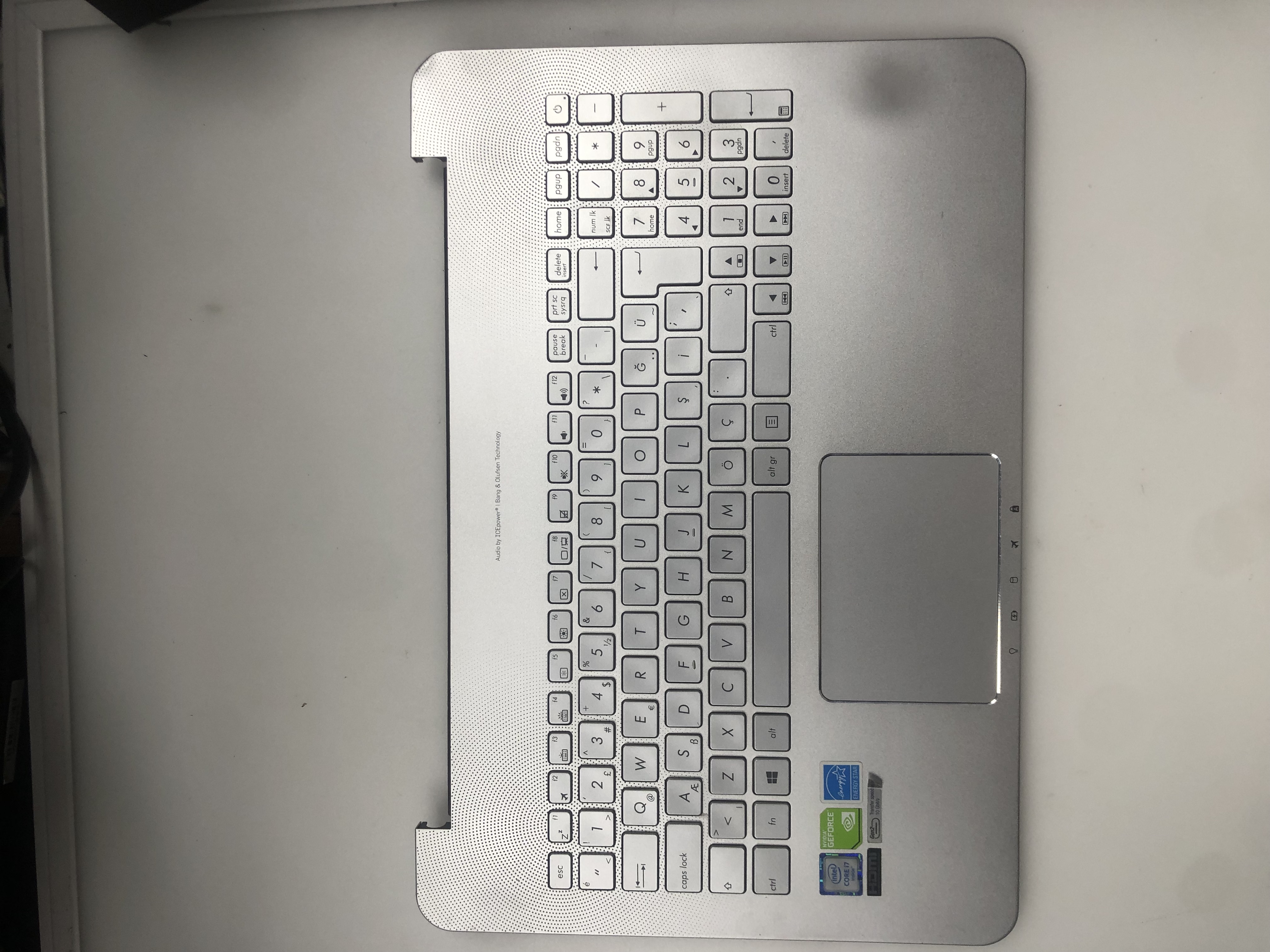 ASUS N552-N551 V ÜST KASA N552-N551 ÜST KASA (KLAVYE DAHİL)