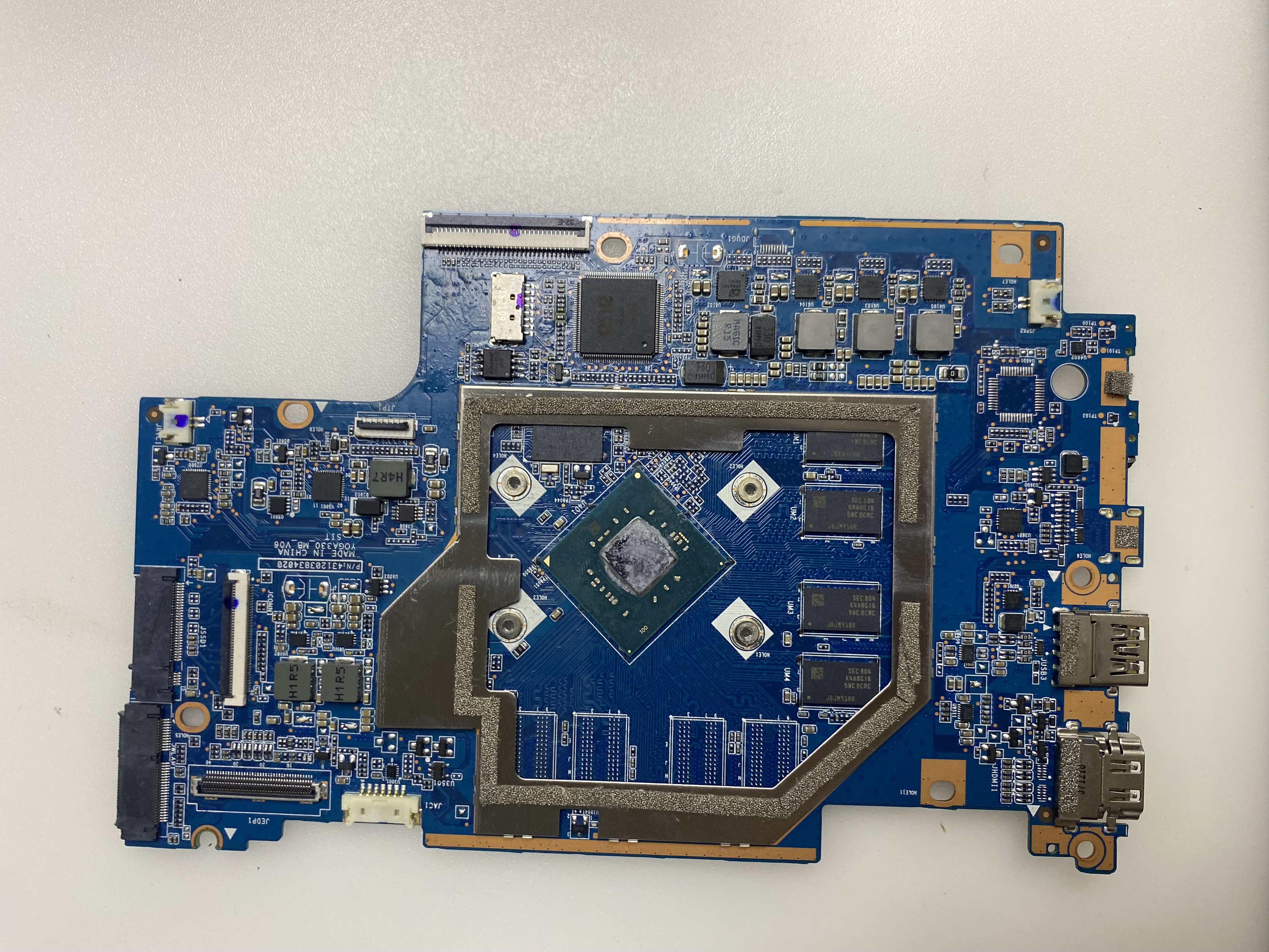 LENOVO YOGA330_MB_VO6 2. EL KART