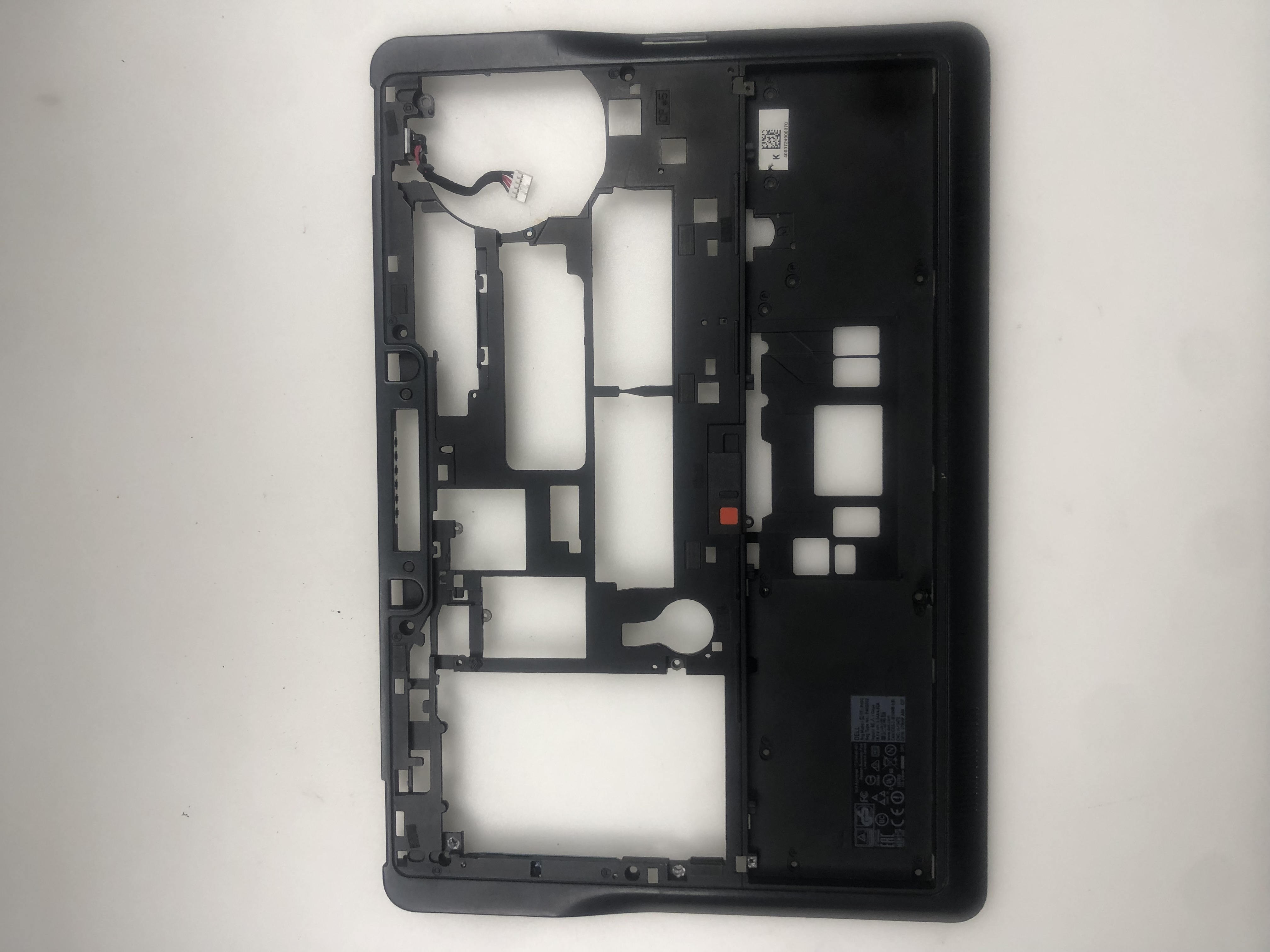 DELL P40 B ALT KASA P40 B ALT KASA