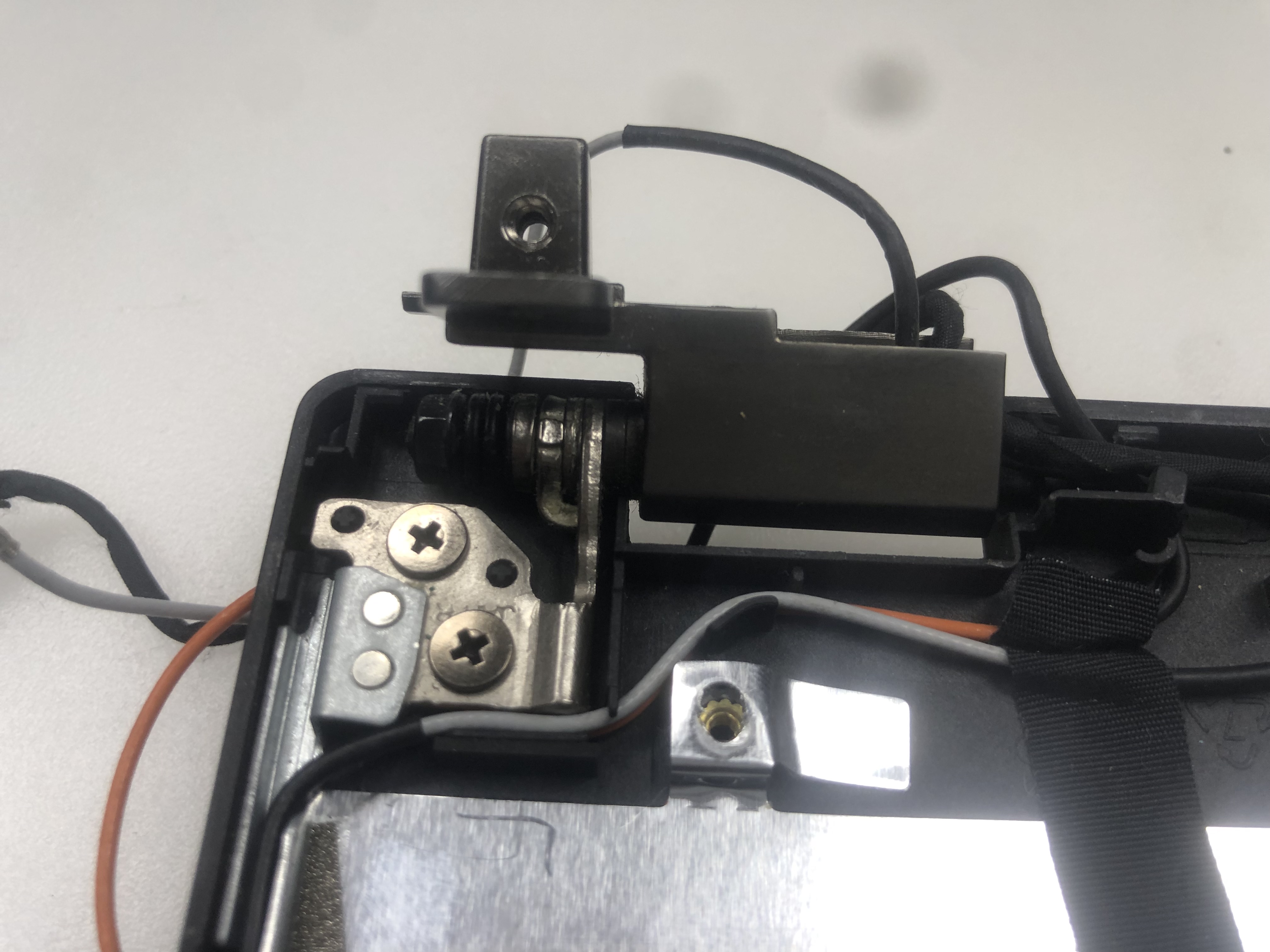 ORİJİNAL LENOVO W541 MENTEŞE W541 MENTEŞE