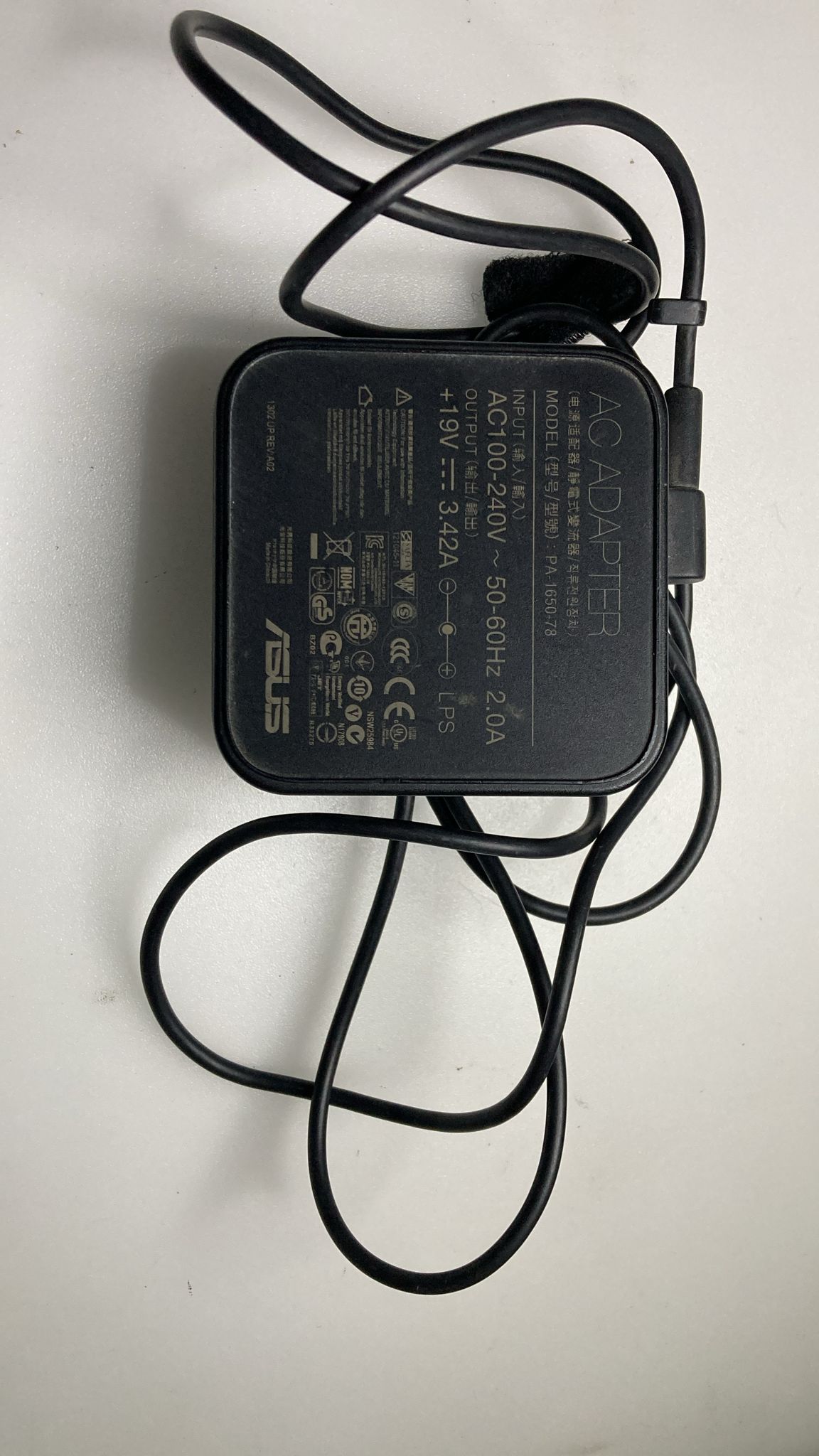 ASUS AC ADAPTER PA-1650 -78 +19V - 3.42A 