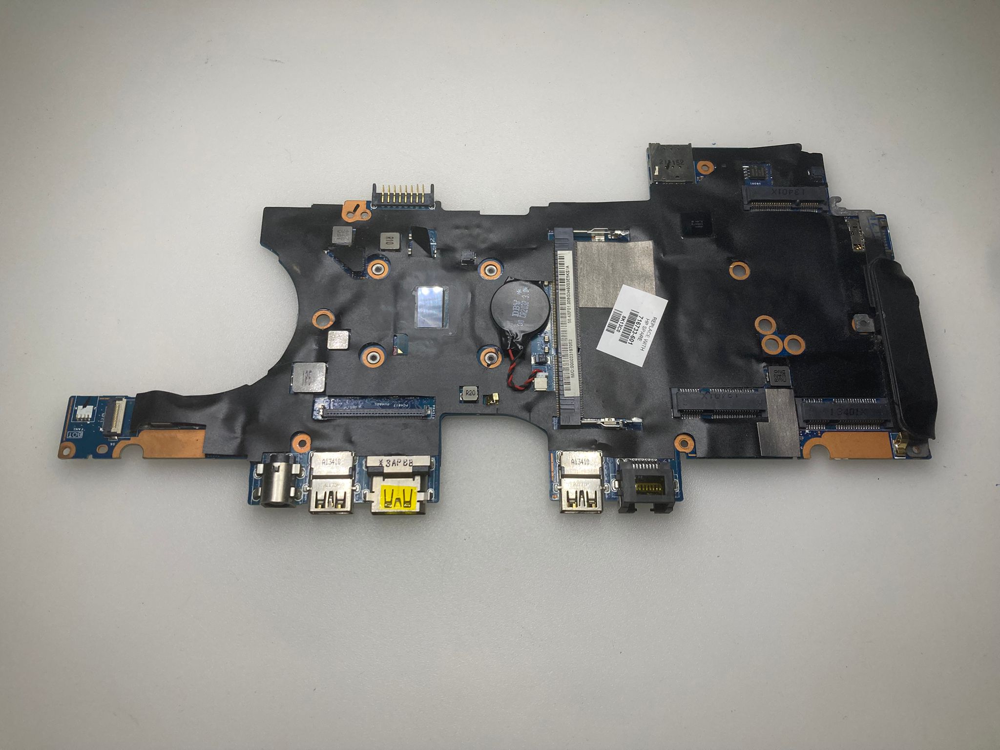 ORJİNAL ÇIKMA 2. EL HP REVOLVE 810 ANAKART